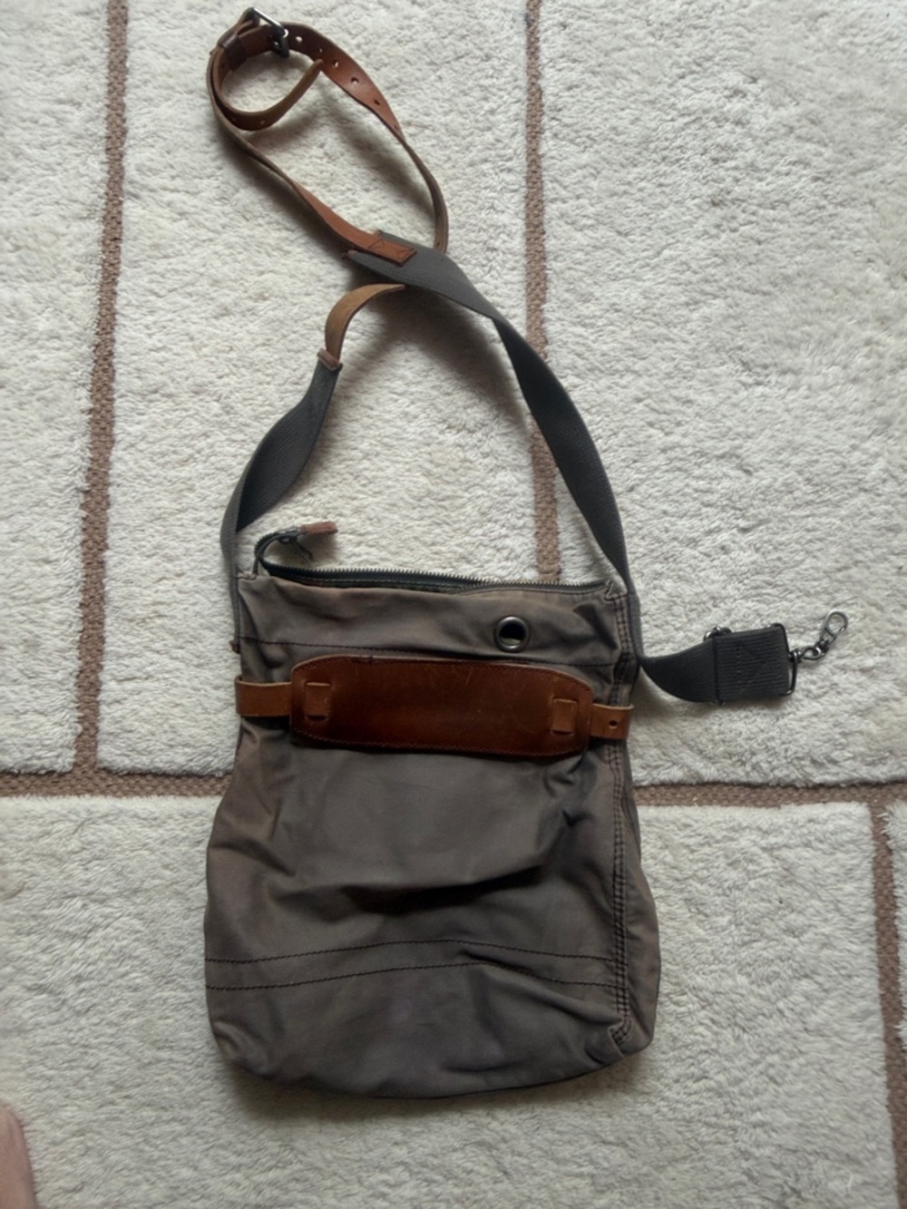 Diesel Men's Olive Brown Canvas Messenger Bag with Leather Trim - Picture 3 of 5